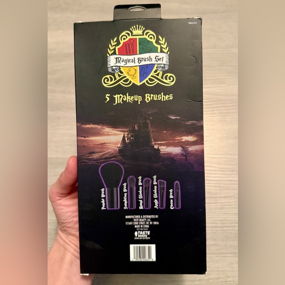 New Taste Beauty Harry Potter Magic Wand 5PC Makeup Brush Set Abracadabra - Picture 3 of 3